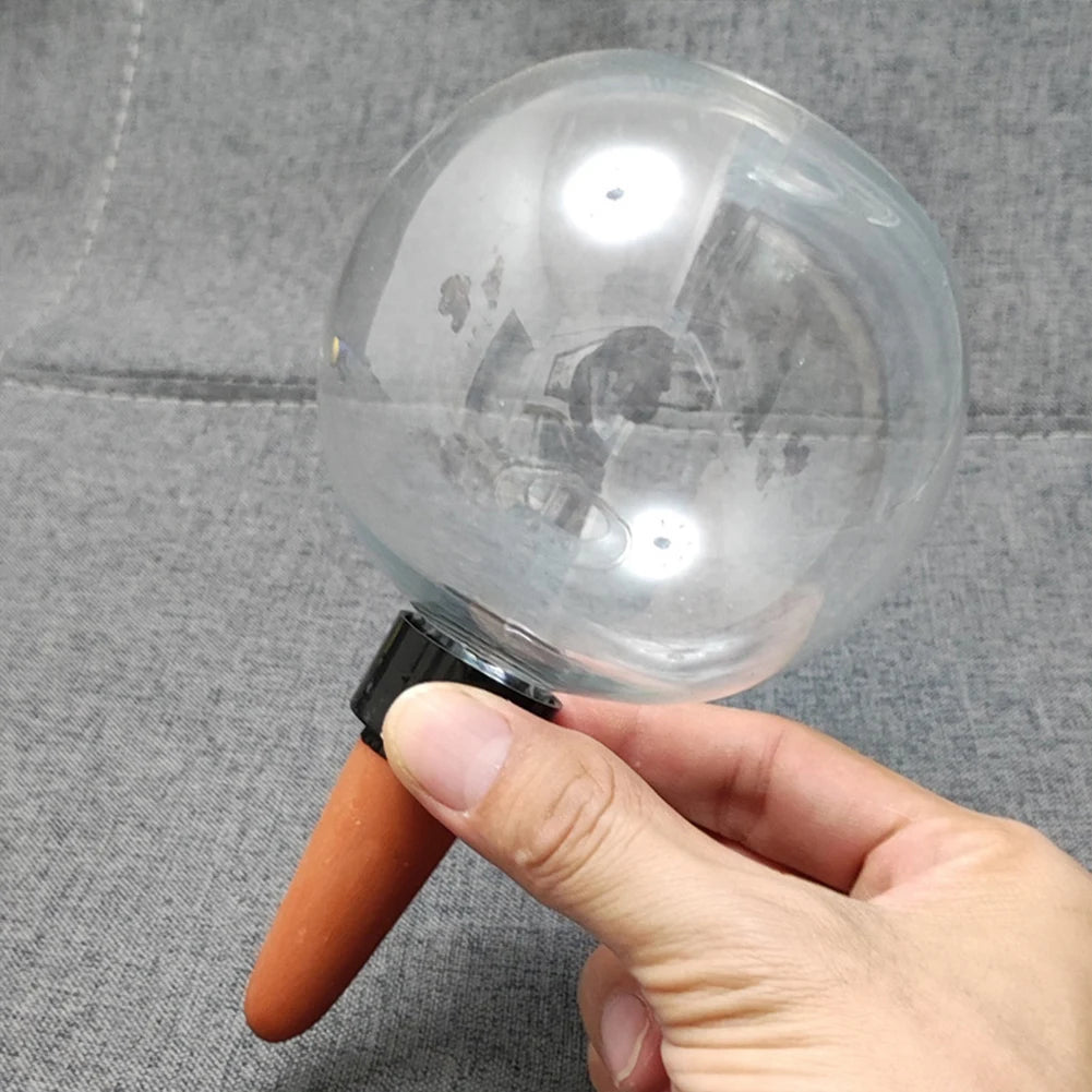 1/2/4 Pcs Automatic Plant Watering Bulbs – 500ml Glass Self-Watering Globes